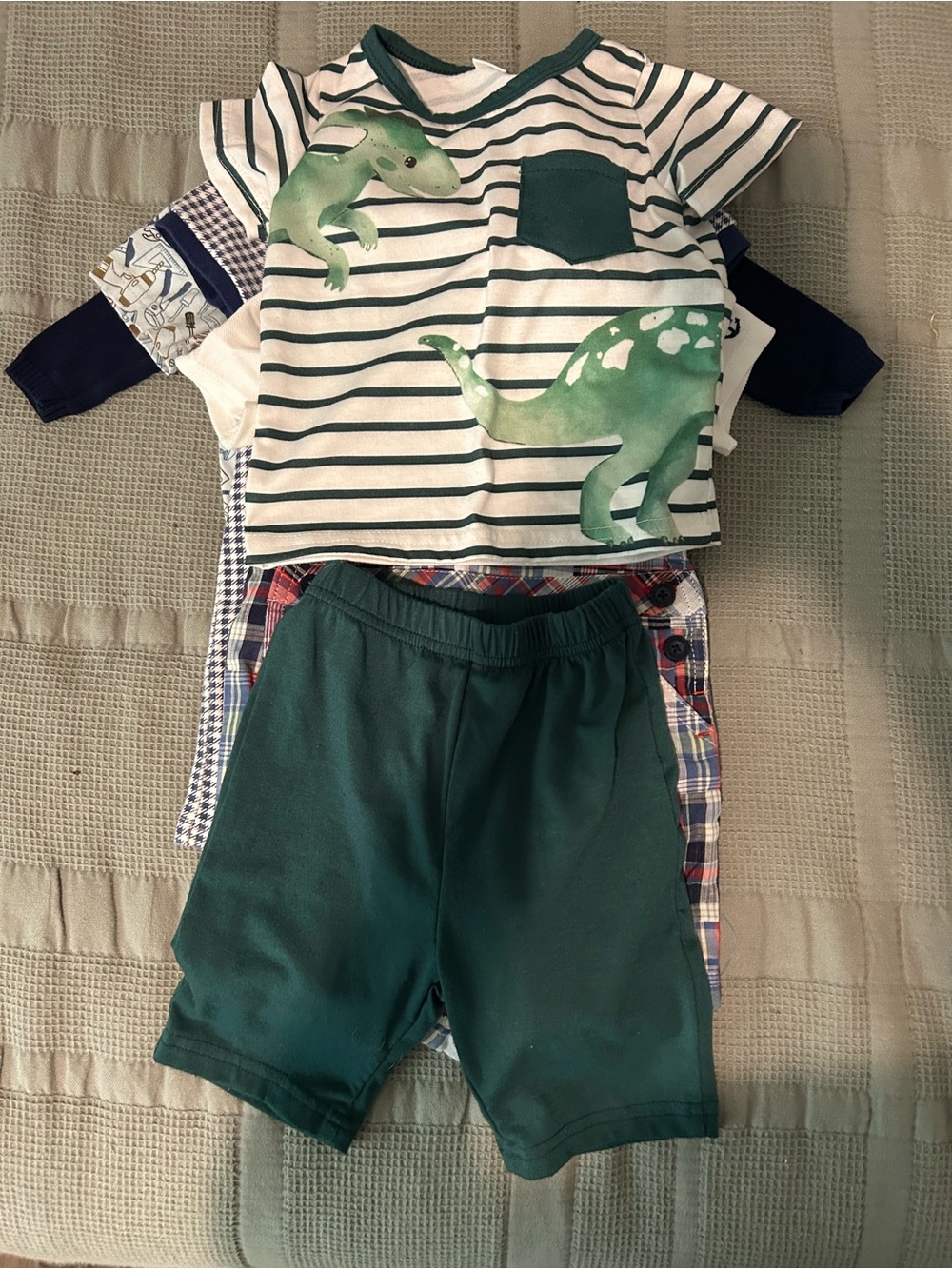 SHEIN Green Knit Boys Shorts - Dark Green